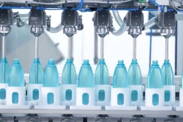 Application and advantages of automatic small bottle water filling machine